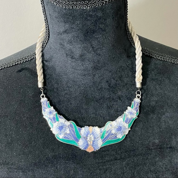 Vintage CJ Cloisonné Iris Bib Necklace - Picture 2 of 13
